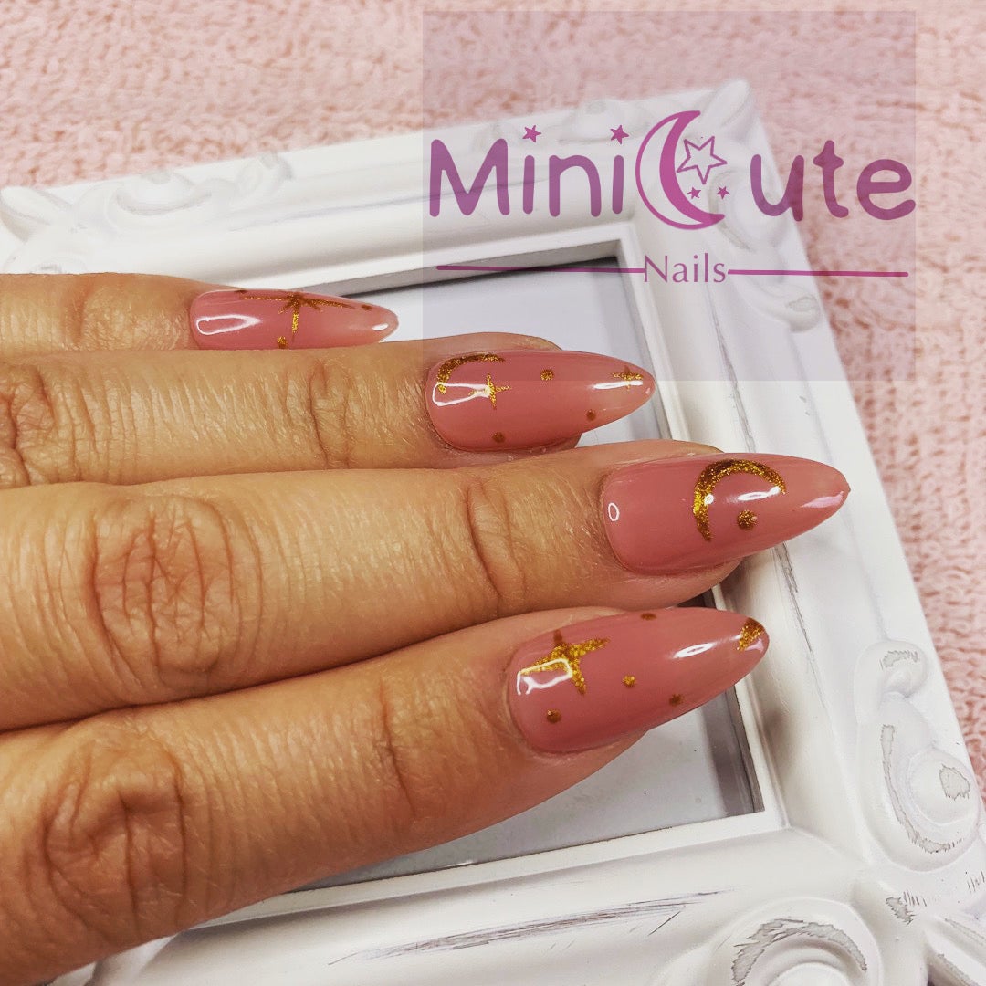 Home Minucute nails